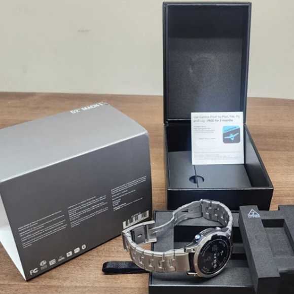 Garmin D2 Mach 1 Aviator Smartwatch w/ Vented Titanium Bracelet 010-02582-50